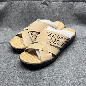 Easy Street Tan Sandals